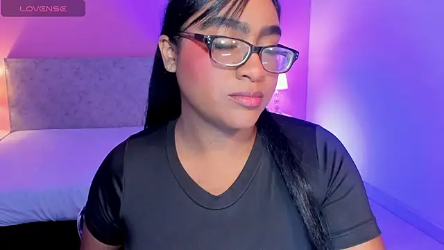 BlakmillerrGilson online show from 10/21/25, 07:47