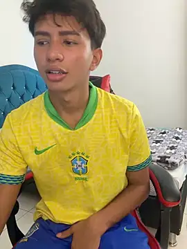 Snapshot of Leonarrrd_01 chatting on 03/15/26, 10:16 Leonarrrd 01 online show from 03/15/26, 10:16