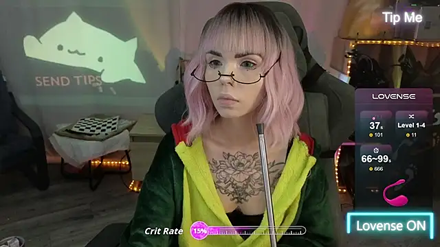 Kerry Kirk online show from 11/19/25, 09:04