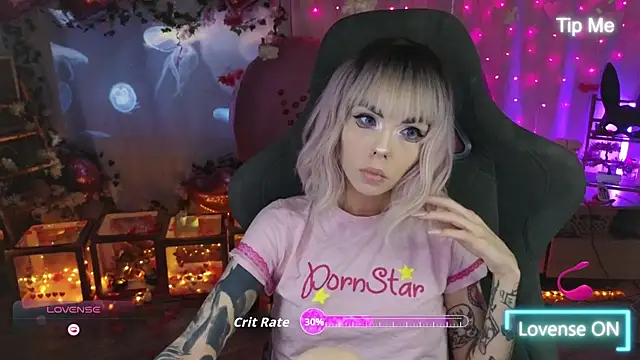 Snapshot of Kerry_Kirk chatting on 02/24/26, 09:57 Kerry Kirk online show from 02/24/26, 09:57