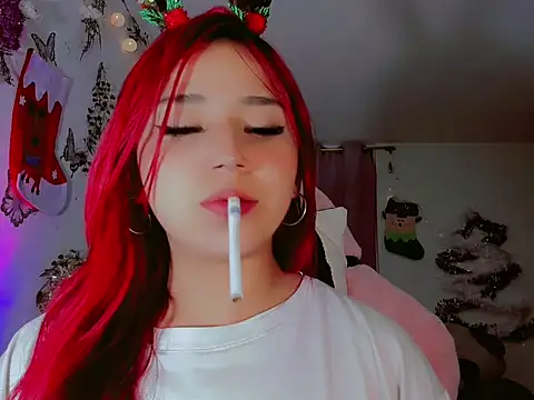 madisonx17 online show from 12/16/24, 07:04