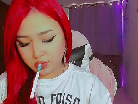 madisonx17 online show from 11/27/25, 08:55