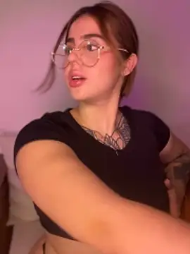 ValerieHilton online show from 01/07/25, 02:53