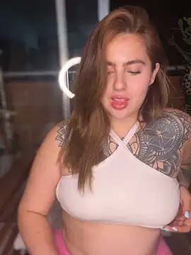 ValerieHilton online show from 02/12/25, 01:19