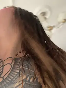 ValerieHilton online show from 02/12/25, 09:43