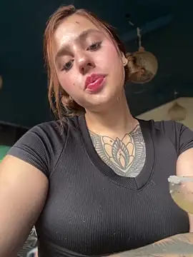 ValerieHilton online show from 03/01/25, 09:48