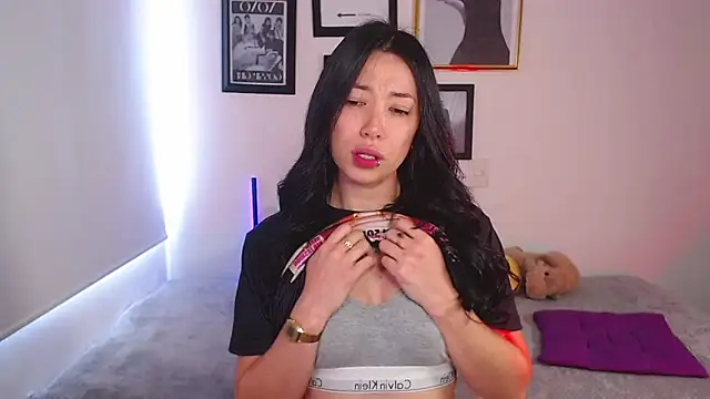 lilyy evanss online show from 03/22/25, 07:09