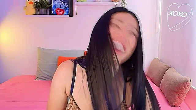 Snapshot of lilyy_evanss chatting on 03/11/26, 08:37 lilyy evanss online show from 03/11/26, 08:37