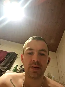 Snapshot of magicSeX4You chatting on 02/04/25, 09:20 magicSeX4You online show from 02/04/25, 09:20