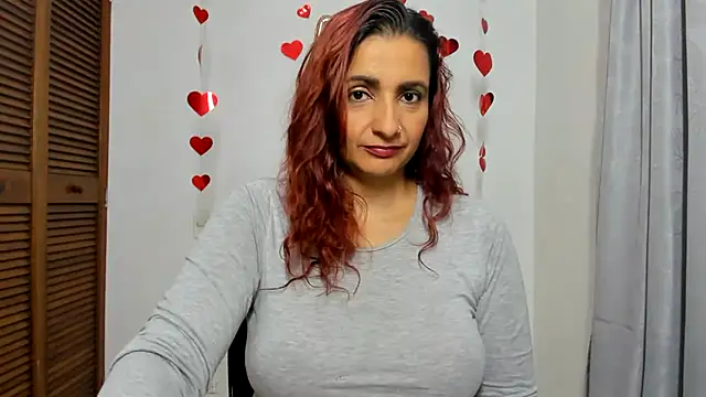 xulay11 online show from 12/17/24, 06:35