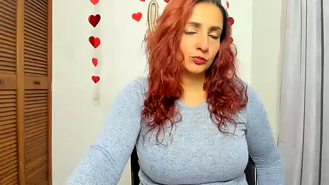 xulay11 online show from 12/19/24, 03:51