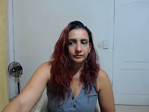 xulay11 online show from 12/29/24, 06:14