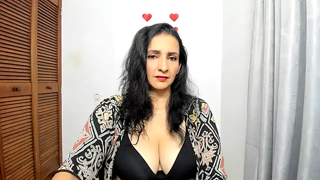 xulay11 online show from 04/30/26, 05:58
