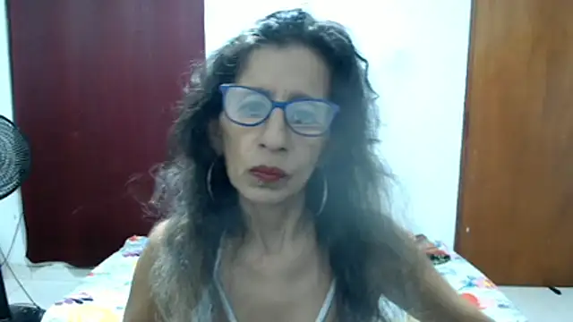 luz stella online show from 06/14/26, 03:30