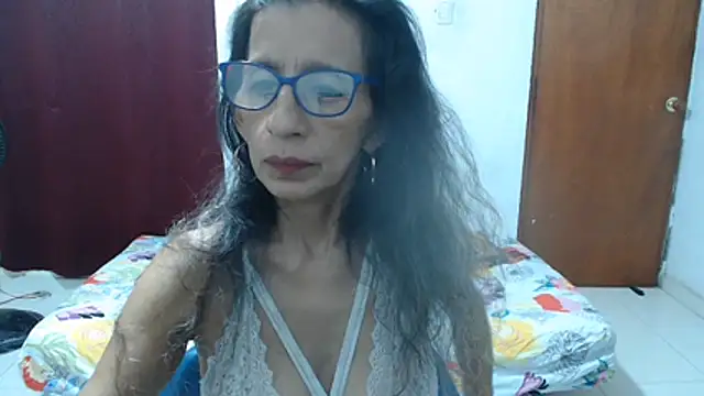 luz stella online show from 06/23/26, 03:48