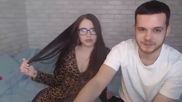 Snapshot of Fuckyoursecretary69 chatting on 02/16/25, 02:21 Fuckyoursecretary69 online show from 02/16/25, 02:21