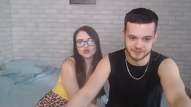 Snapshot of Fuckyoursecretary69 chatting on 02/17/25, 12:05 Fuckyoursecretary69 online show from 02/17/25, 12:05