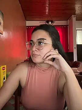 CamilaSofiia online show from 03/18/26, 08:56