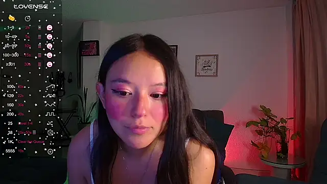 Snapshot of Lexie_Thompson10 chatting on 03/10/25, 07:53 Lexie Thompson10 online show from 03/10/25, 07:53