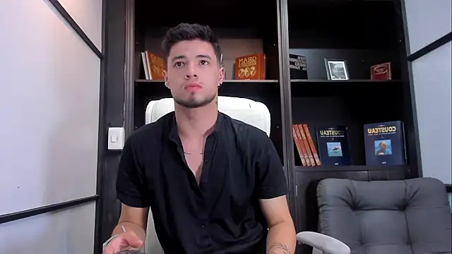 EdwardRoss  online show from 03/07/25, 07:49