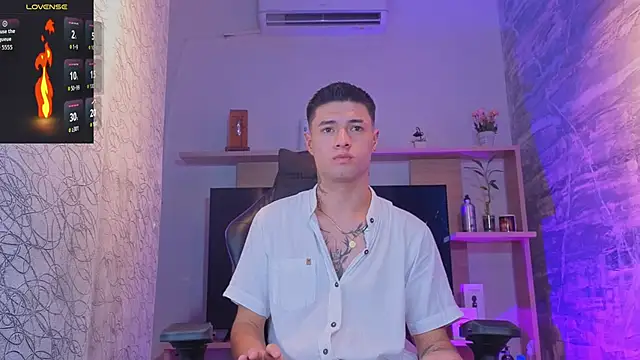 EdwardRoss  online show from 06/26/26, 08:57