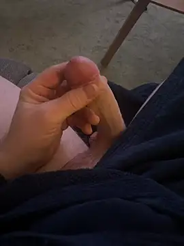 Snapshot of pietpietersen chatting on 01/07/25, 09:25 pietpietersen online show from 01/07/25, 09:25