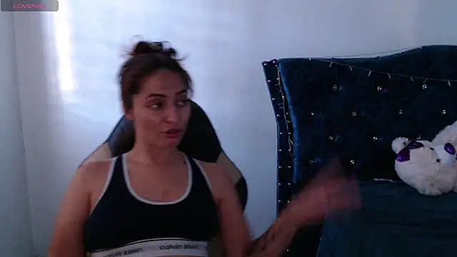 Kate lorens9 online show from 03/17/25, 10:17