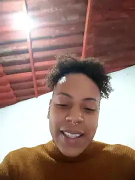 Snapshot of Julia_Pretinha chatting on 06/15/26, 12:40 Julia Pretinha online show from 06/15/26, 12:40