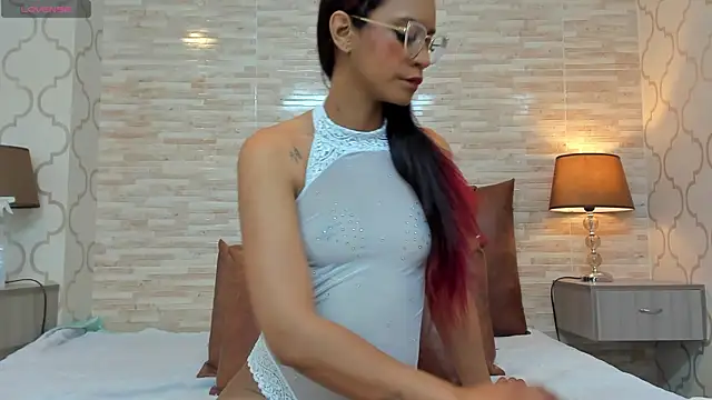 Snapshot of ZoeSmitth chatting on 12/12/24, 11:50 ZoeSmitth online show from 12/12/24, 11:50