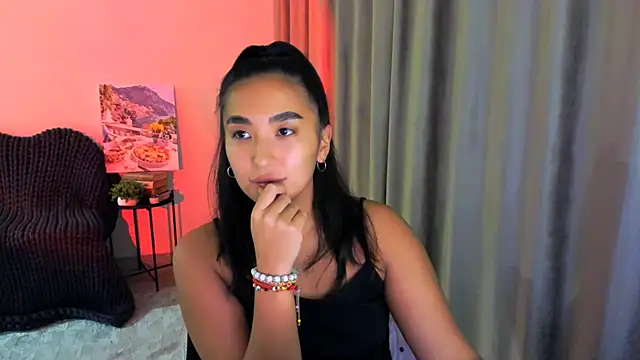 Snapshot of worldofkim chatting on 02/03/25, 08:24 worldofkim online show from 02/03/25, 08:24