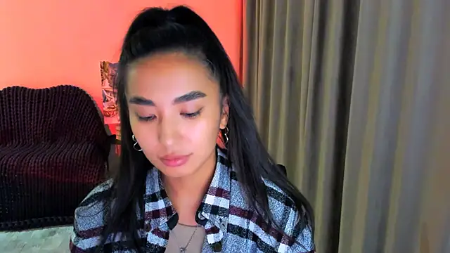 Snapshot of worldofkim chatting on 02/28/25, 11:23 worldofkim online show from 02/28/25, 11:23