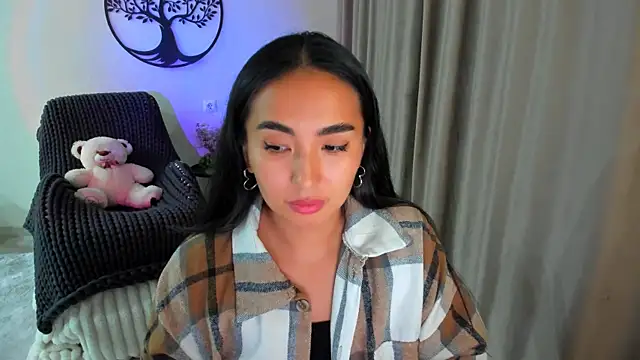 Snapshot of worldofkim chatting on 09/16/25, 09:05 worldofkim online show from 09/16/25, 09:05