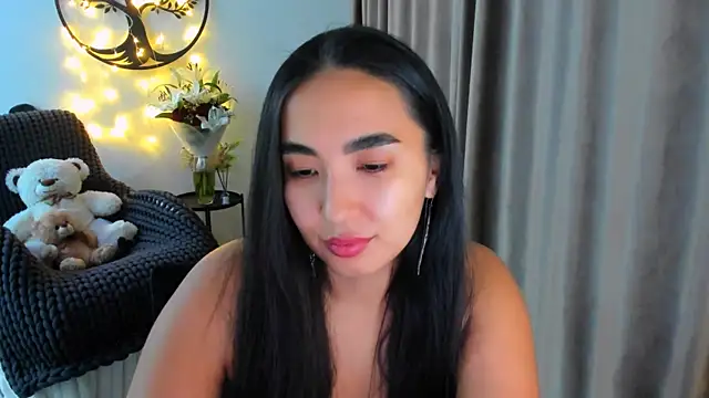 Snapshot of worldofkim chatting on 02/21/26, 09:16 worldofkim online show from 02/21/26, 09:16