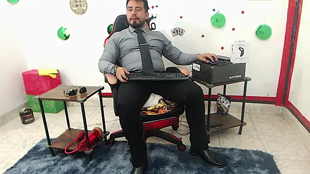 Snapshot of KalethBigDick chatting on 05/11/26, 03:23 KalethBigDick online show from 05/11/26, 03:23
