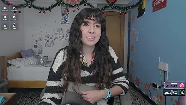 leslyyu online show from 12/15/25, 03:49