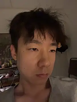 Snapshot of fgfsseffr chatting on 10/27/25, 12:20 fgfsseffr online show from 10/27/25, 12:20