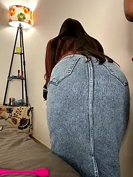 Miss  Malaika online show from 12/04/24, 10:02