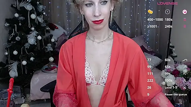 Snapshot of AdrianaSea chatting on 12/14/24, 07:29 AdrianaSea online show from 12/14/24, 07:29