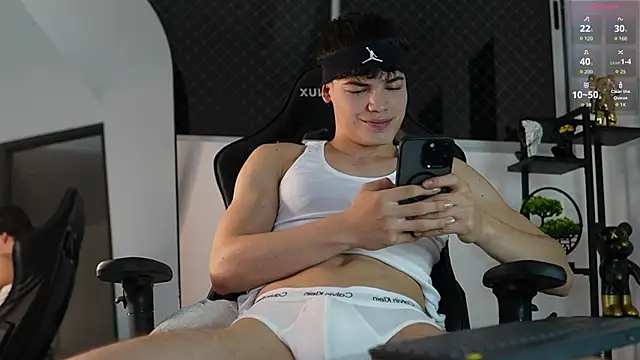 Max cortes1 online show from 09/10/25, 12:10