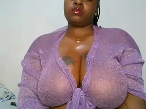 Snapshot of t-QueenSlyy chatting on 01/13/25, 06:49 t-QueenSlyy online show from 01/13/25, 06:49