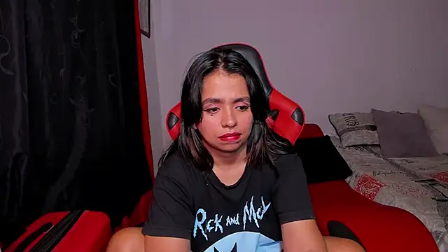 Snapshot of cory_rose chatting on 09/16/25, 04:13 cory rose online show from 09/16/25, 04:13