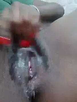 Snapshot of pearl7979 chatting on 01/25/25, 02:47 pearl7979 online show from 01/25/25, 02:47