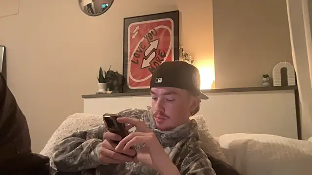 Snapshot of younghungginger chatting on 12/05/24, 01:25 younghungginger online show from 12/05/24, 01:25