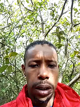 AlejoKhalifa  online show from 12/12/24, 02:00