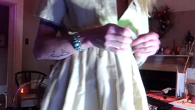 Glamazonx online show from 10/29/25, 02:25