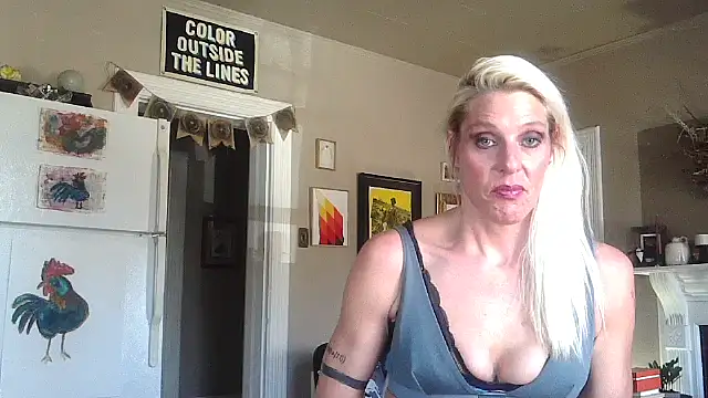 Glamazonx online show from 11/15/25, 05:31