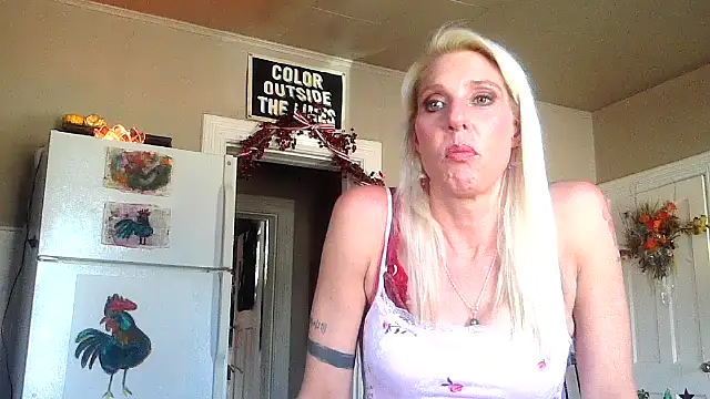 Glamazonx online show from 11/18/25, 08:13