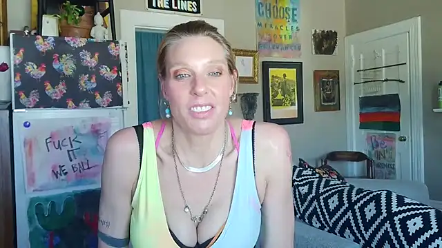 Glamazonx online show from 03/19/26, 07:40