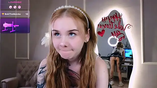 Britney Lynch online show from 02/10/25, 09:04