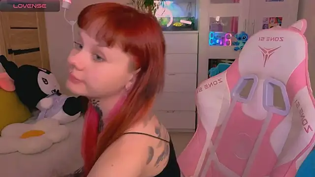 Britney Lynch online show from 11/07/25, 09:59